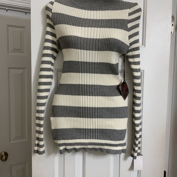 BRAND NEW YOKI GRAY SWEATER. SIZE- XL - Picture 6 of 8